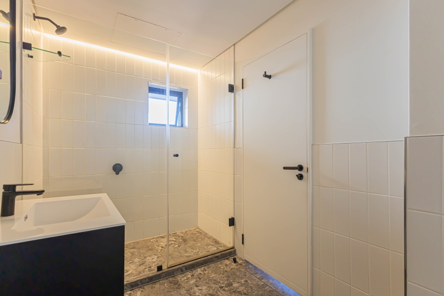 To Let 2 Bedroom Property for Rent in Sea Point Western Cape